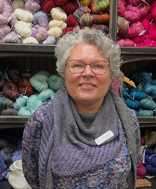 Sunday Studio with Elizabeth Vindedahl June 7, 28 or July 19