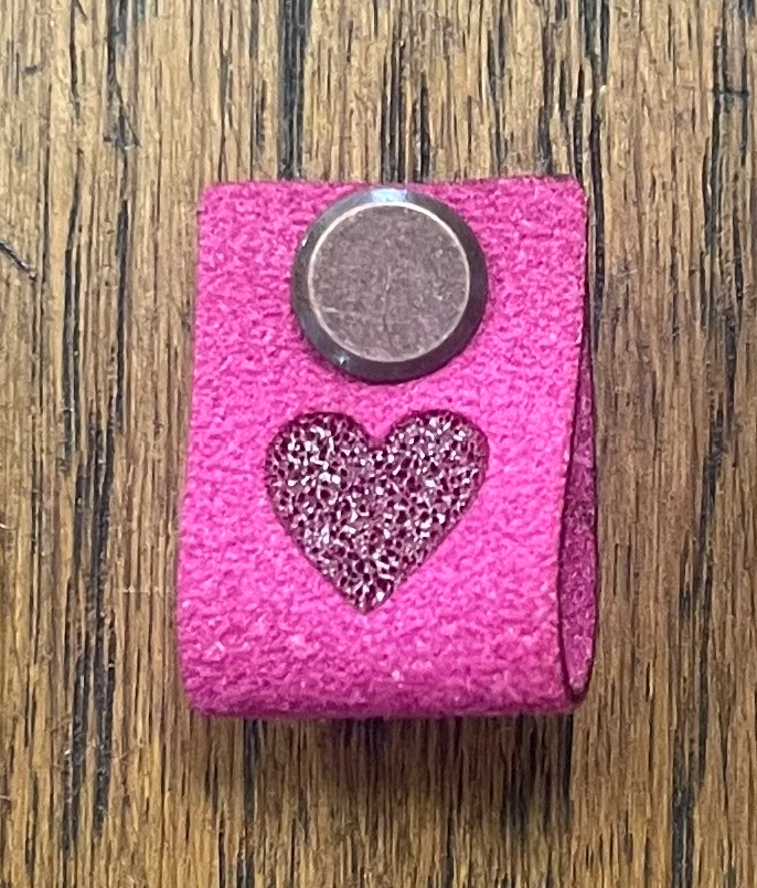 Foldover Tag with Grommet Katrinkles