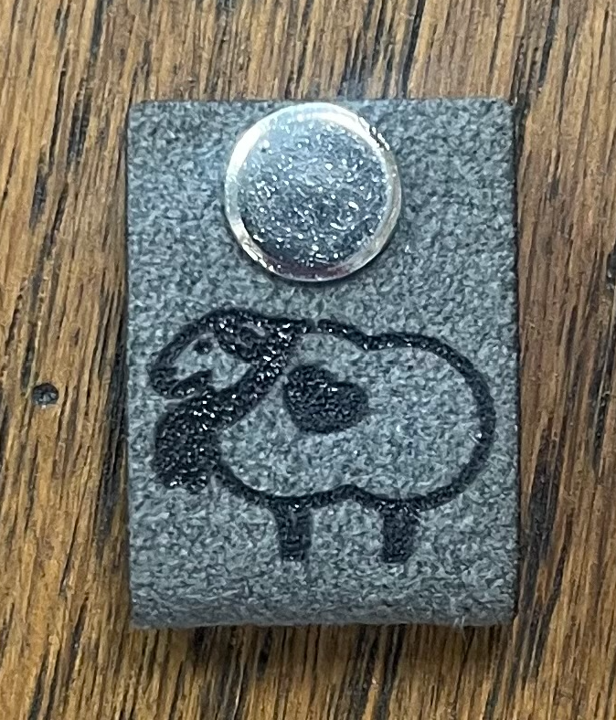 Foldover Tag with Grommet Katrinkles